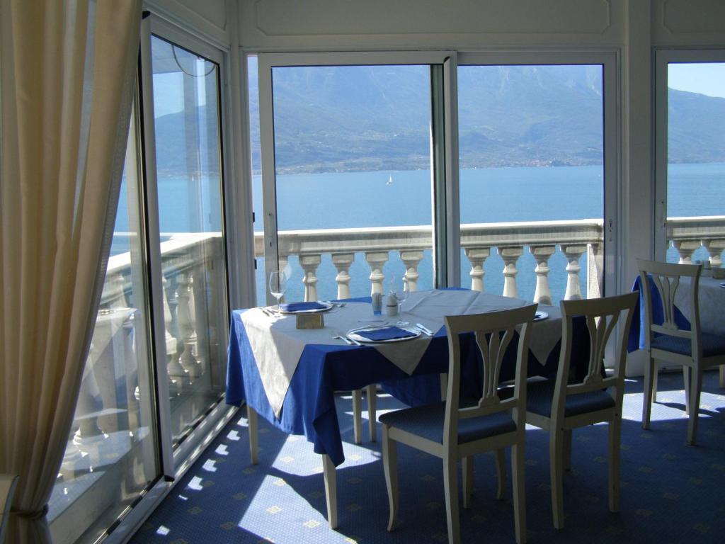 Villa Romantica Hotel Limone sul Garda Eksteriør bilde