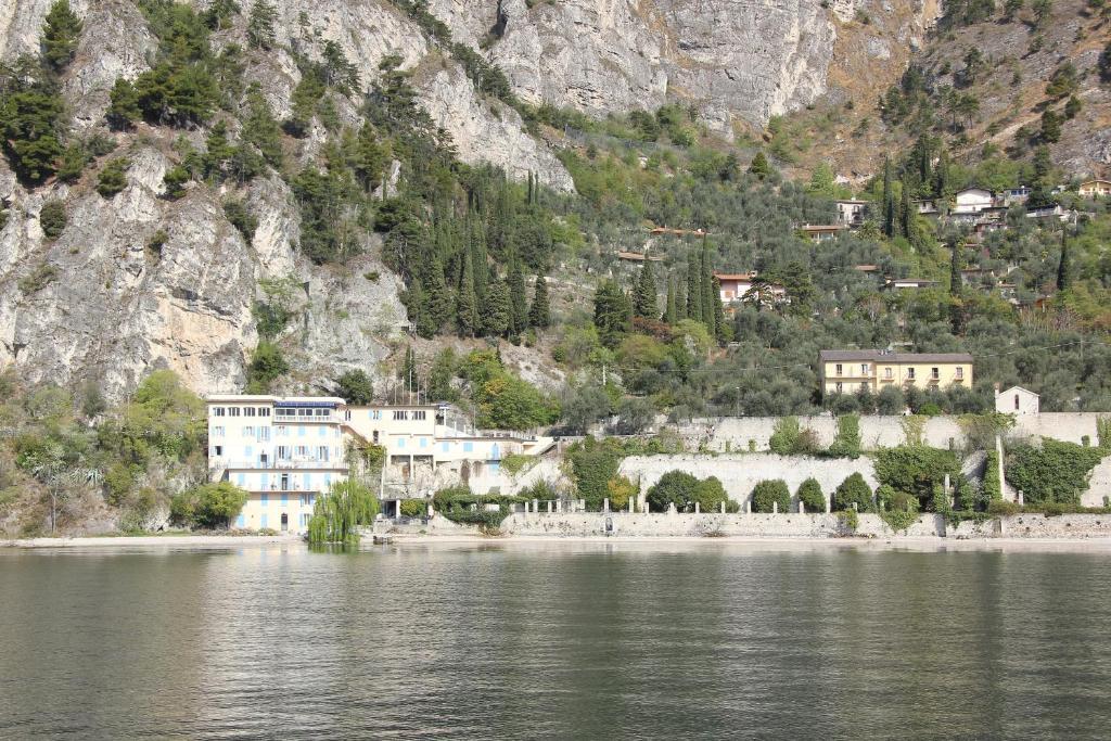 Villa Romantica Hotel Limone sul Garda Eksteriør bilde